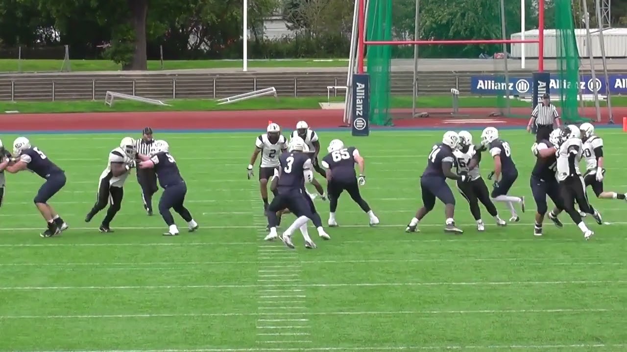 2015 Britbowl XXIX - London Warriors v London Blitz  (intercut coaching film)