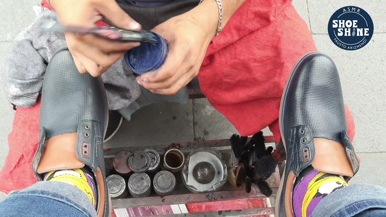 S4E150 Relaxing shoe shine service on blue bicolor shoes #mexico #ASMR #shoeshine #faustoarizmendi