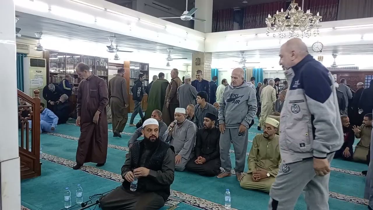 3رقم 7#3#2026 صلاه تراويح في شهر رمضان يوم 18جامع عرفات كان أمام الصلاةدكتور حيدر هادي العودة لرفاعي