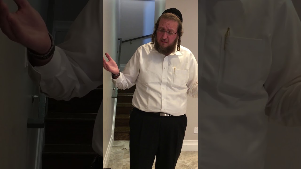 Pinky Weber original at wedding of grand daughter of the ברך משה