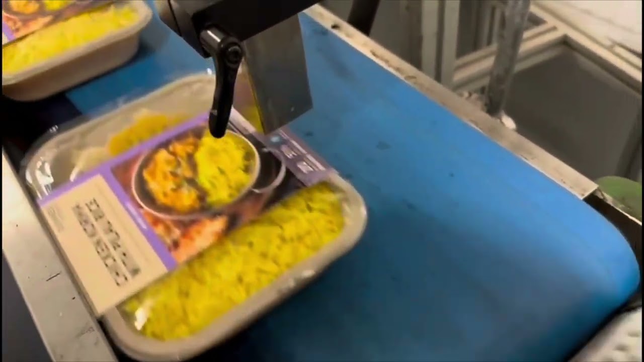 Inline Sleever for Trays or Pots 