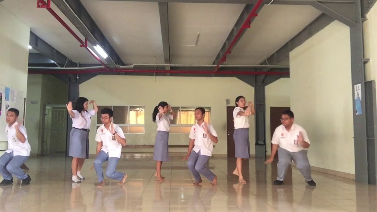 Tari Tradisional Kacang Koro | SMA St. Thomas 1, Medan | XII IPA 1