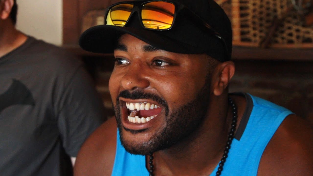 Black Guy breaks tooth with Wreckless Eating challenge