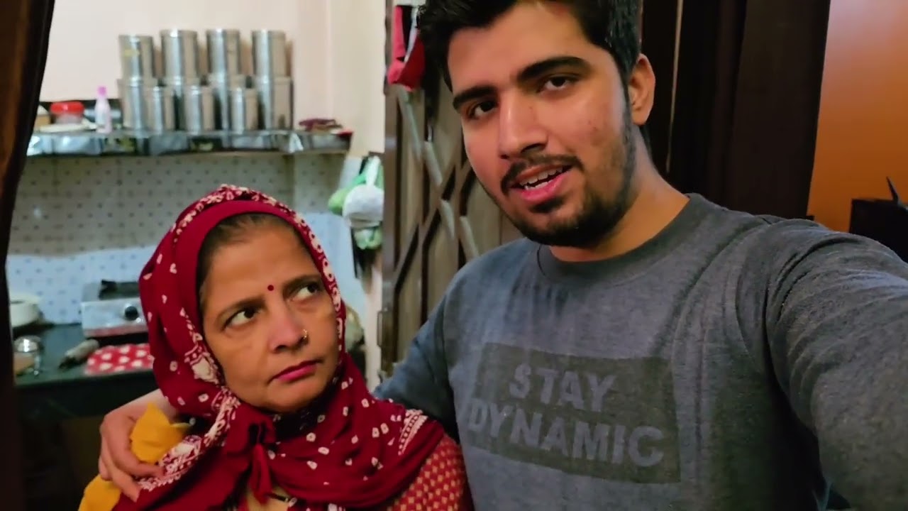 Aaj Mummy ne 22 Saal Purani Saree Pehni 😍 Mummy ko pareshan kar diya  |Vlog  52 | TTT