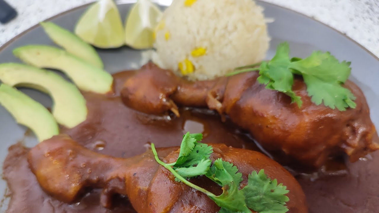 COMIDA MEXICANA, COMO PREPARAR UN MOLE CASERO Y FACIL, Y UN ARROZ CON ELOTE!