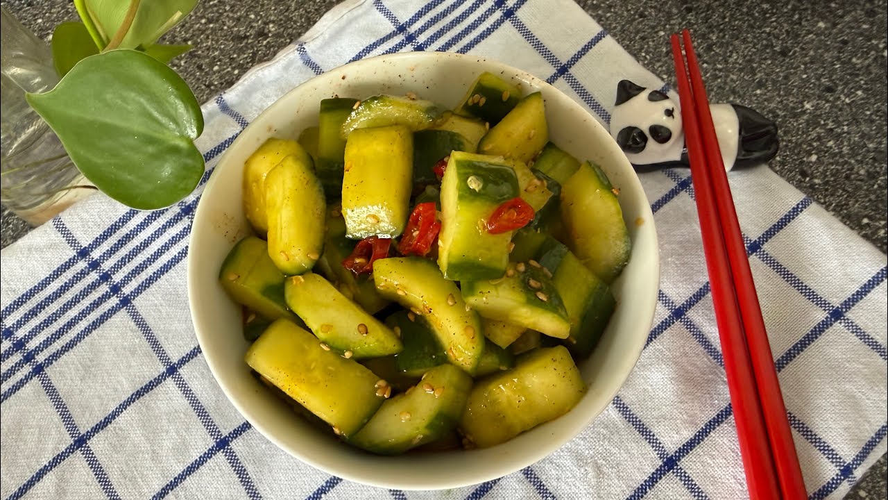 Quick easy cucumber salad | Asian style