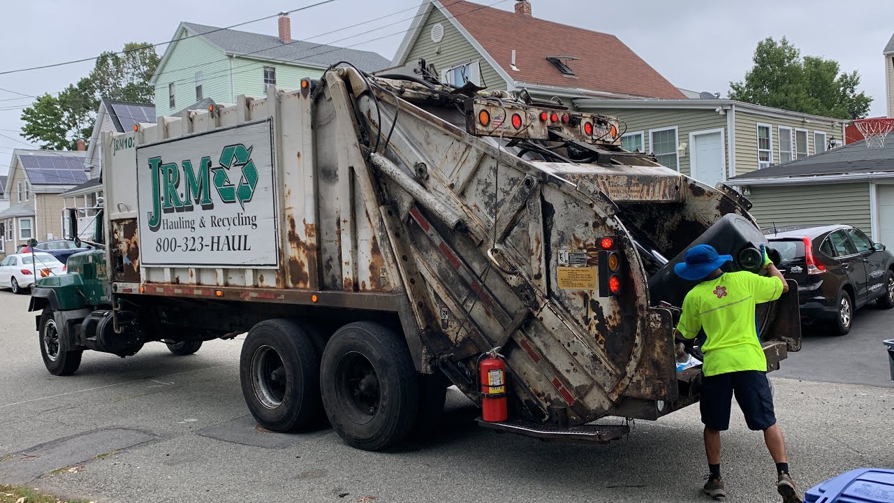 JRM Mack RD Leach Crushing Trash