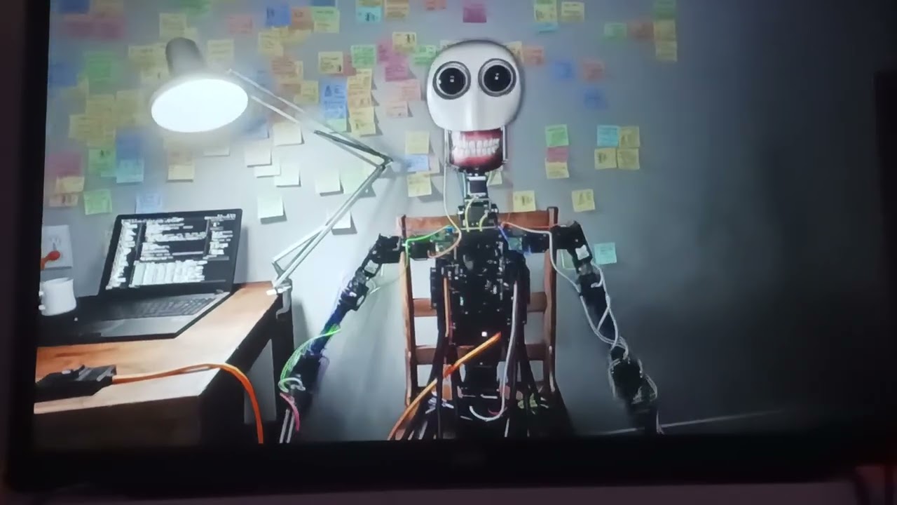 We watched : I built a self-aware robot, part 1