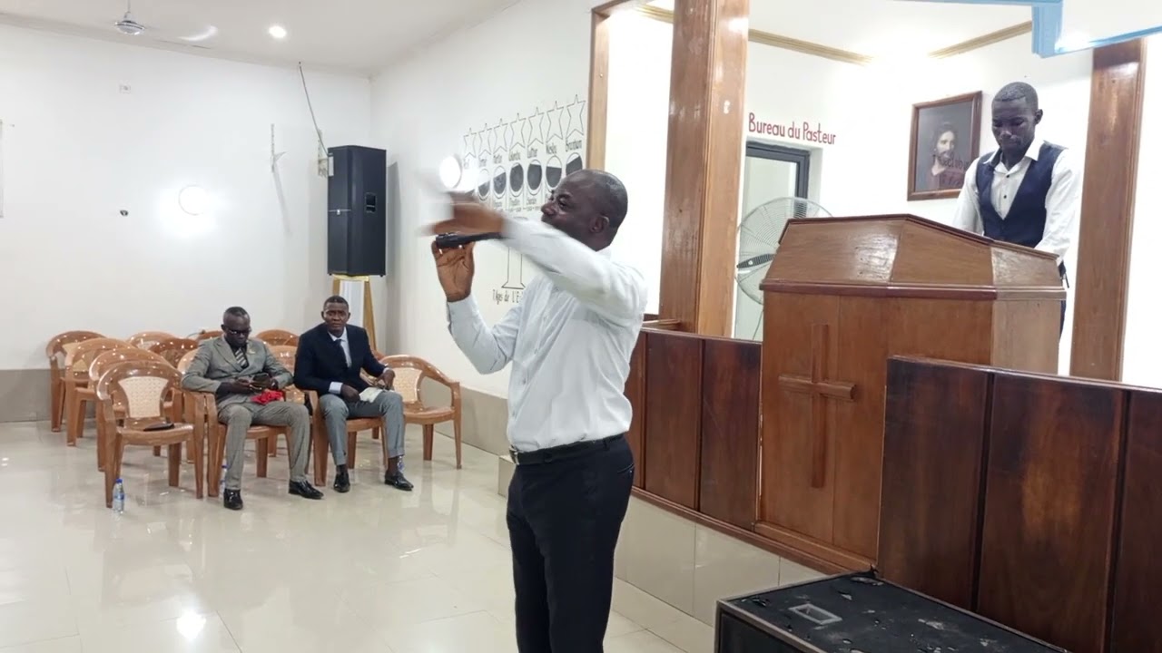 FR PASCAL TSHIMANGA À LA FOI PARFAITE TABERNACLE - JÉSUS EST PLUS GRAND #gospelmusic 