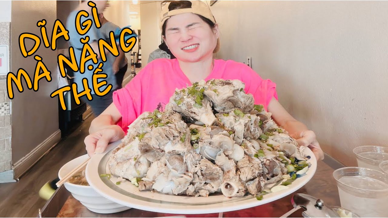NGA SUMO ĐẠI CHIẾN CÙNG DĨA XÍ QUÁCH SIÊU KHỔNG LỒ + TÔ BÁNH CANH SIÊU GÂY CẤN VÀ HẤP DẪN