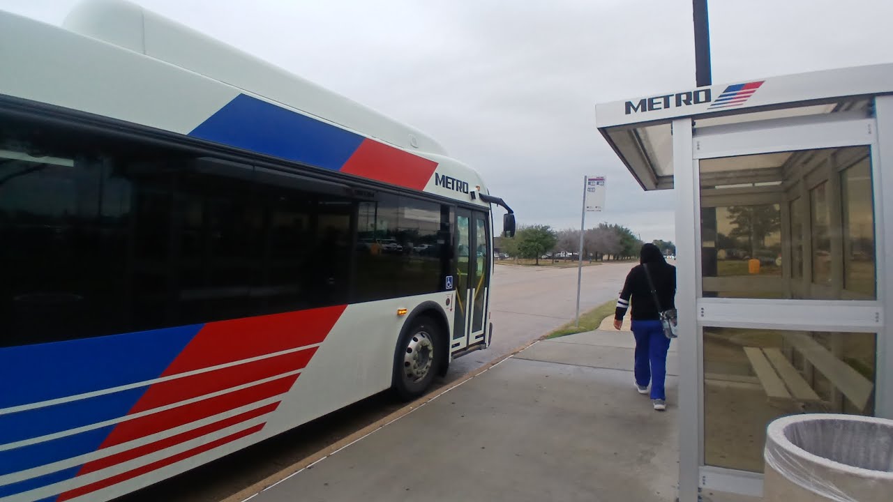 Houston metro ride: 68 Braeswood: From Gessner Rd to West Belt: 2024 XD40 #2570 