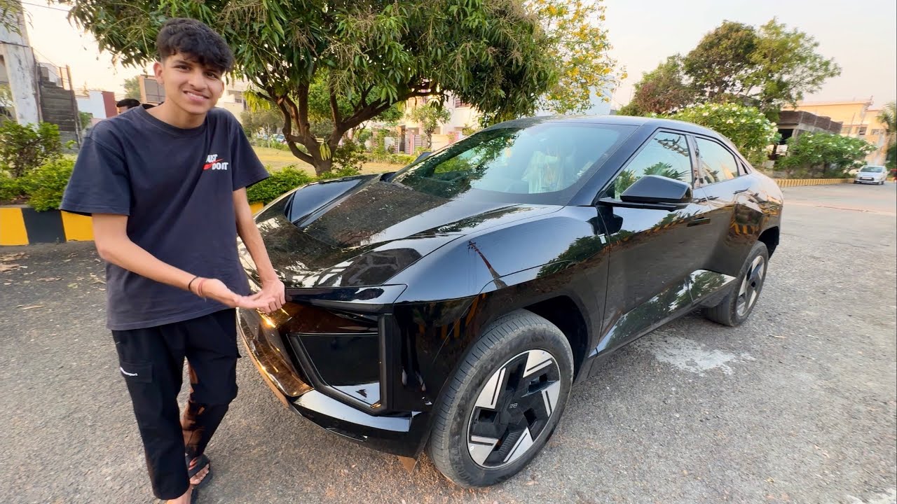 New Car Pasand Aagyi 😍 Kya Ye Leni Chahiye ?