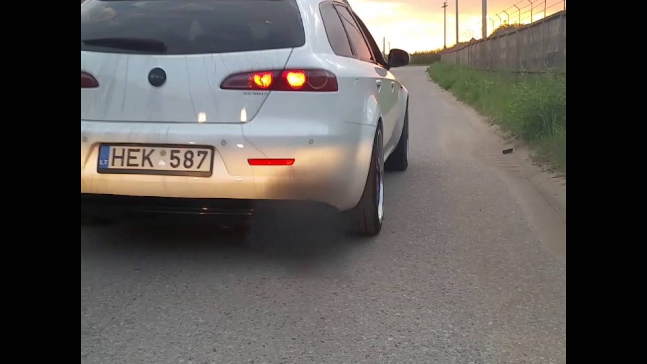 Alfa Romeo 159 2.4 JTDm exhaust sound. Popcorn, Chiptuned, stainless 76mm pipe.