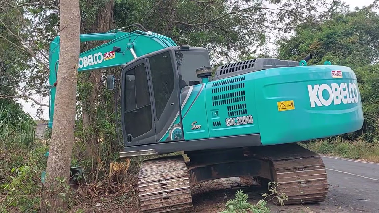 งานขยายไหลทาง เคลียริ่งจัดให้ new kobelco sk200-10-sm ไม่มีไฟท้าย ชมไป บ่นไป excavator