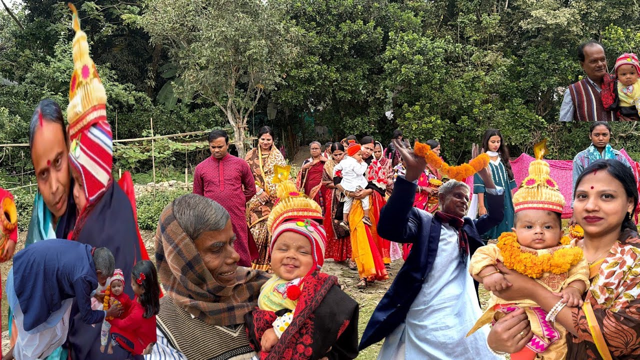 স্নানের জন্য  জল তুলতে সবাই মিলে  নদীর ঘাটে যাত্রা