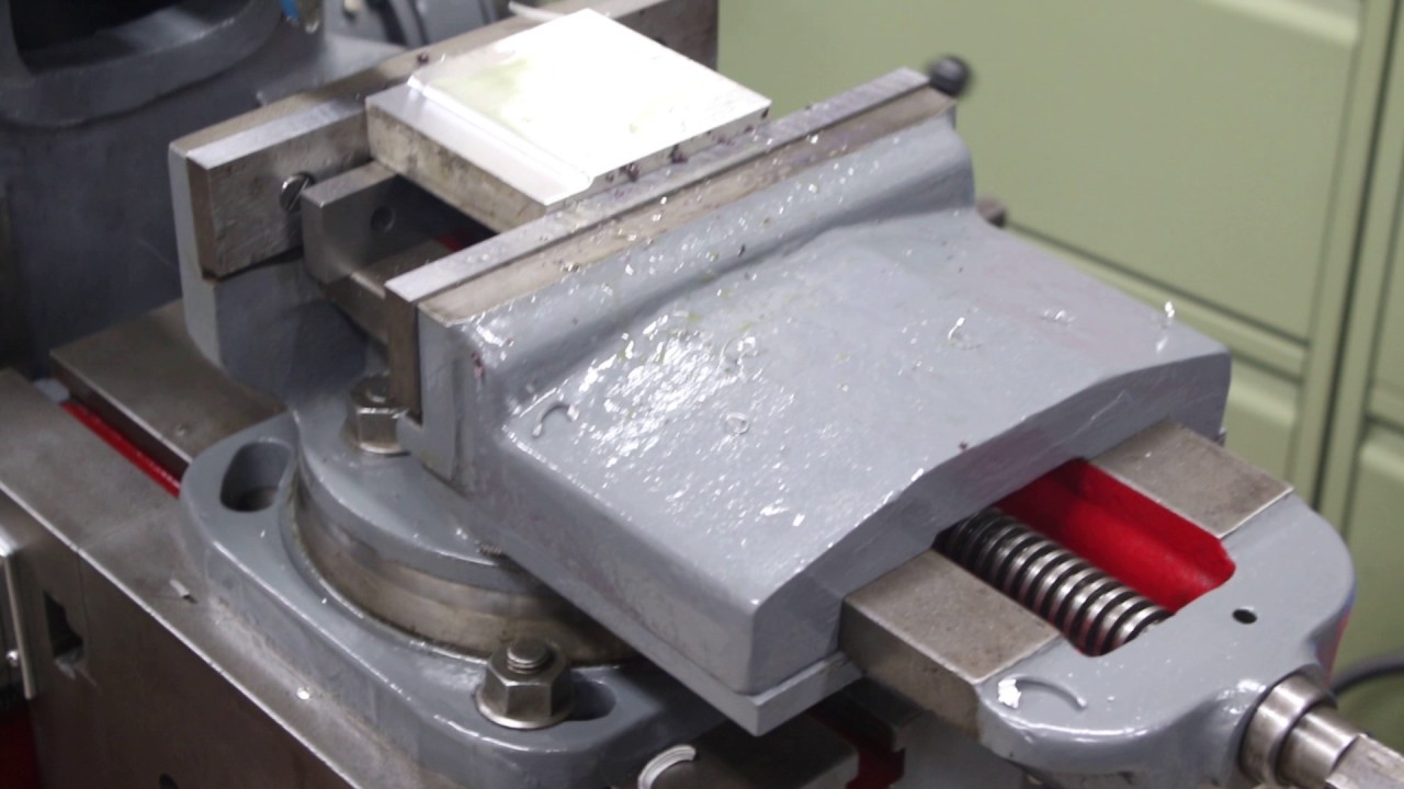 ALBA 4S/Elliott 18s SHAPING MACHINE taking first cut on 4th speed selector