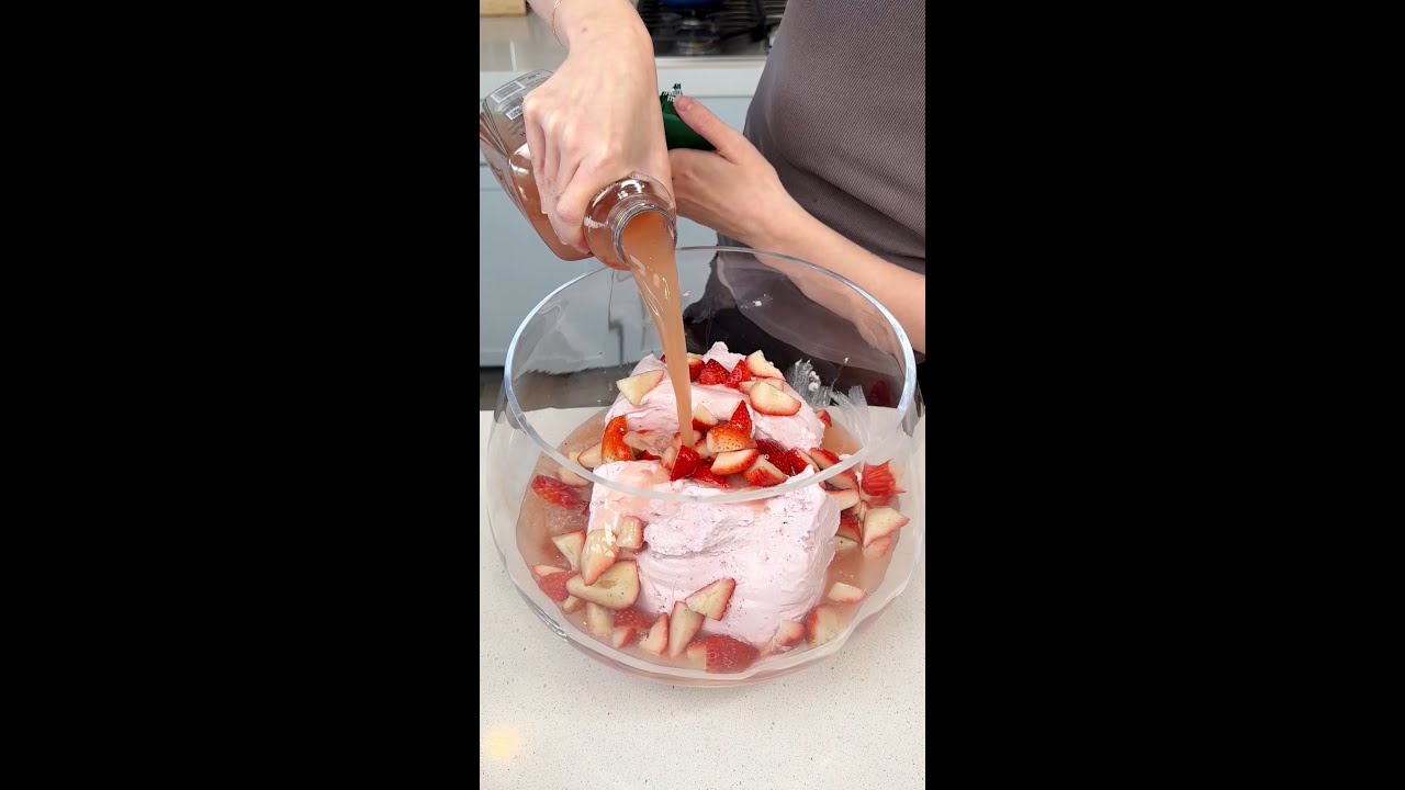 Easy strawberry punch