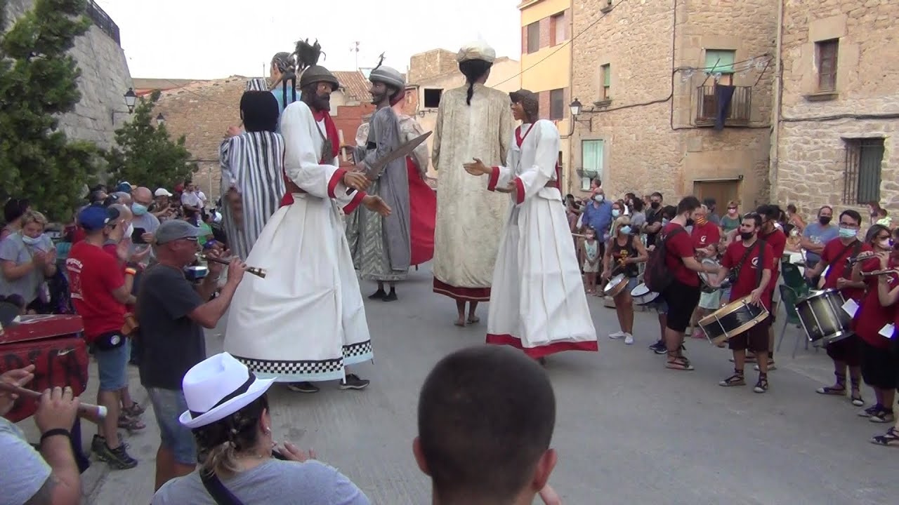 Cercavila de gegants a la Festa Major d'Arbeca 14/8/2021