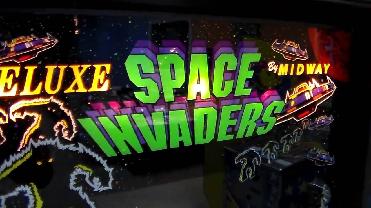 Space Invaders Deluxe Arcade Game - Cool Dedicated original 1980 Classic!