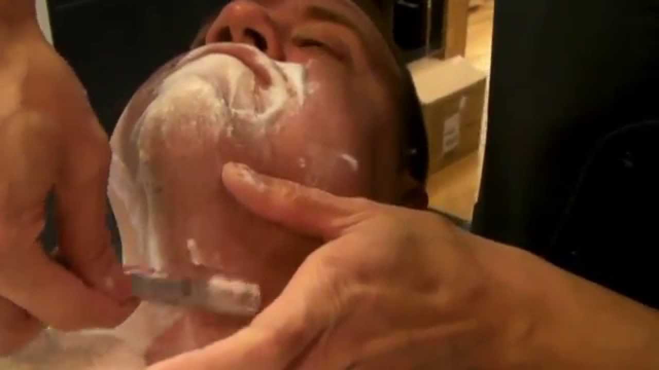 The Royal Shave @ The Art of Shaving | #1 Shaving Video IN THE WORLD!!