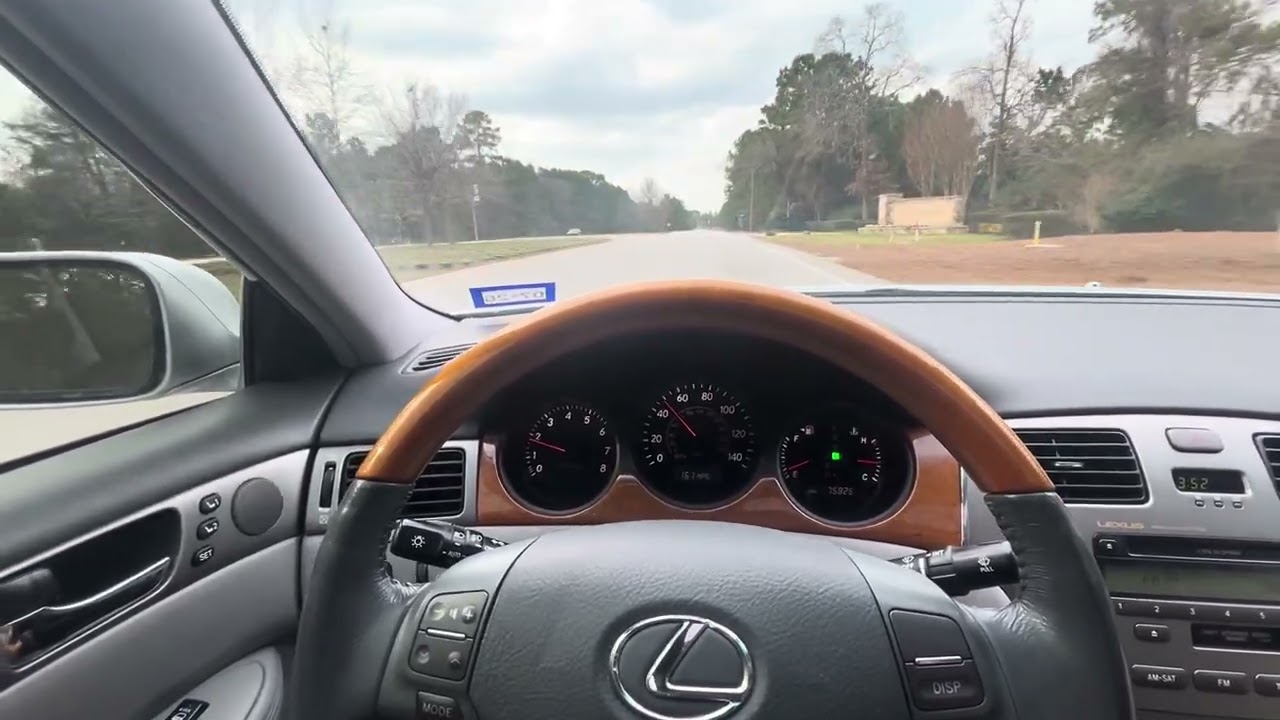 Lexus Driving 