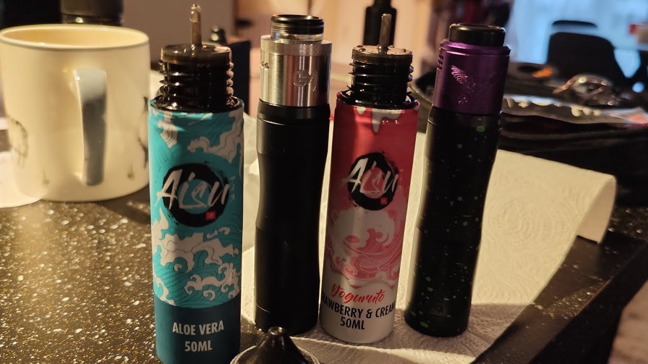 ZAP JUICE,,AISU LINE,,,,Two juices,,, STRAWBERRY & CREAM,,,,,,,& ALOE VERA 70/30 vg pg