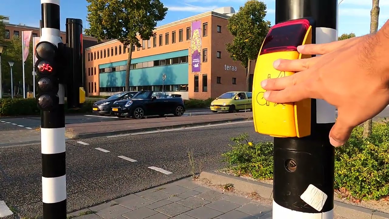 🇳🇱🚲 Helmond de bicicleta: da esta&ccedil;&atilde;o de trem a Helmond-Noord