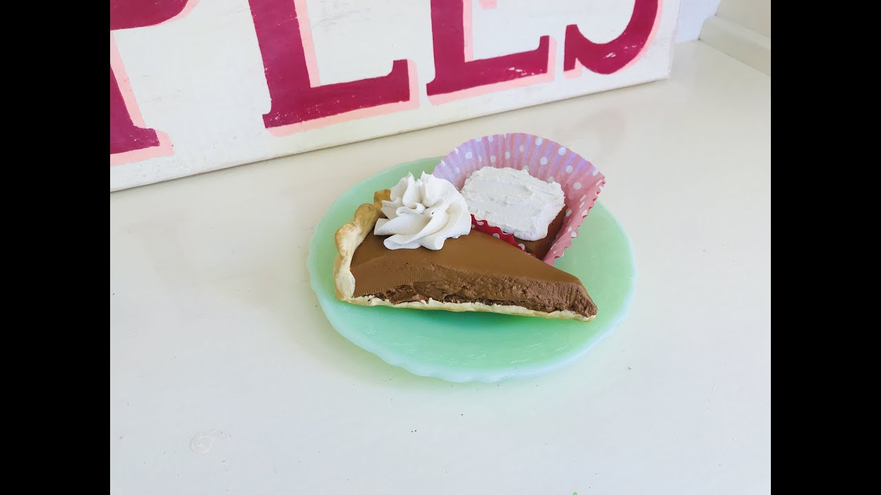 Fake Pumpkin pie and Pumpkin Square  DIY