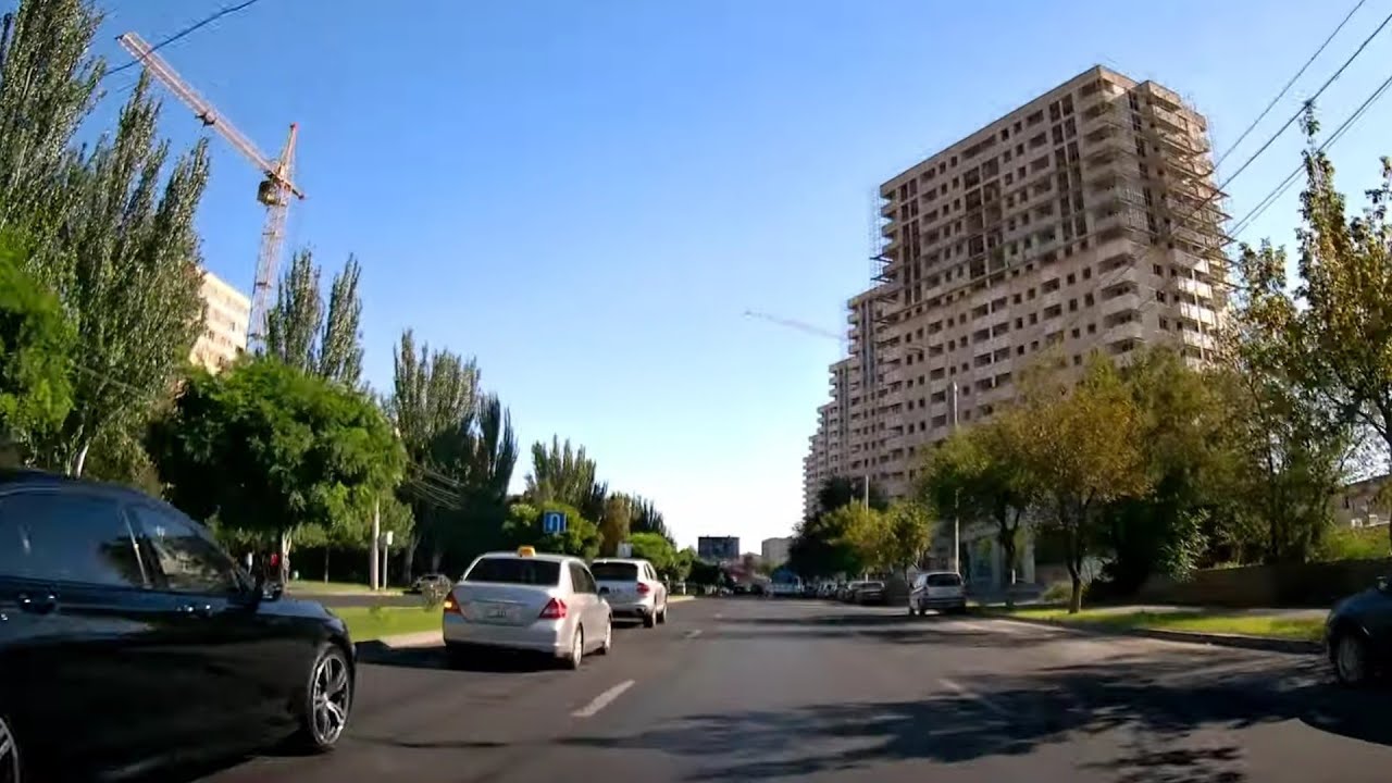 Driving through the streets of Yerevan 🇦🇲 Davtashen district #4k #driving #armenia #армения #yerevan