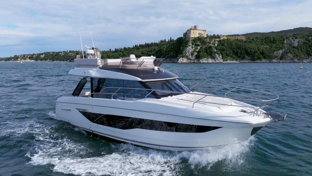 PRESTIGE F 4.3 ХОДОВЫЕ ИСПЫТАНИЯ И ОБЗОР ЛОДКИ
