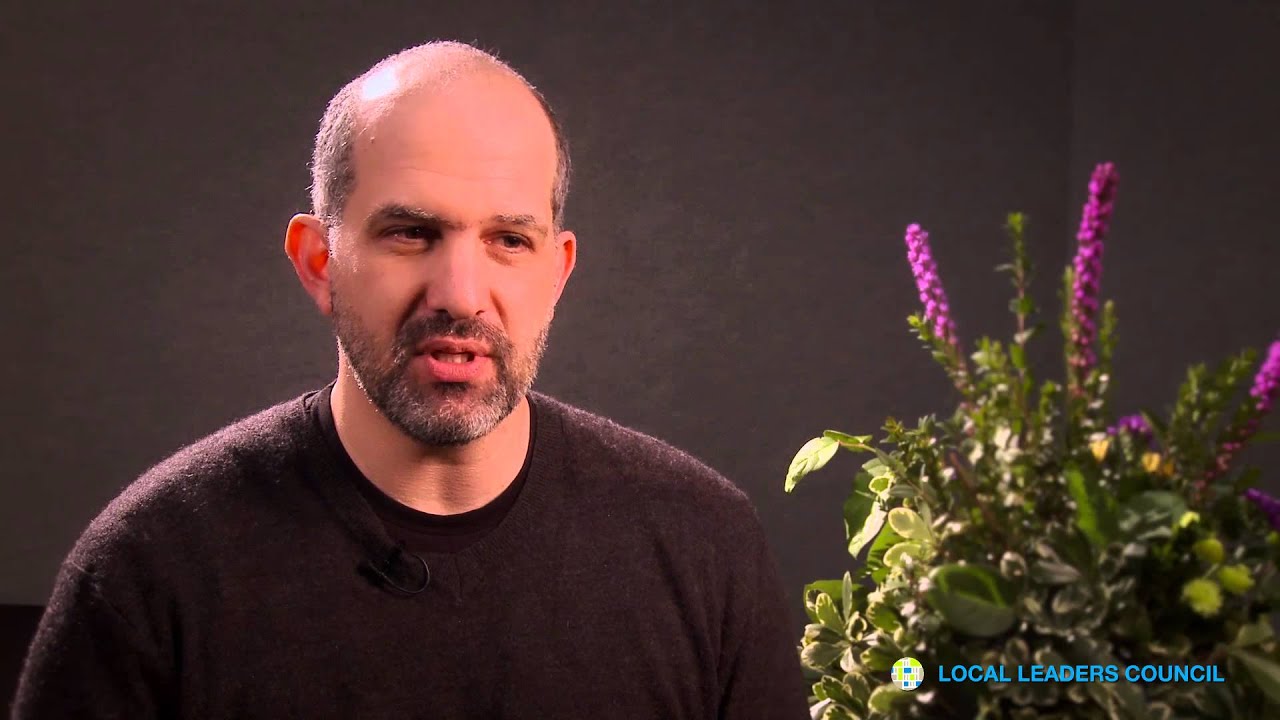 Streetsblog founder Aaron Naparstek on blogs as a tool for local policy change