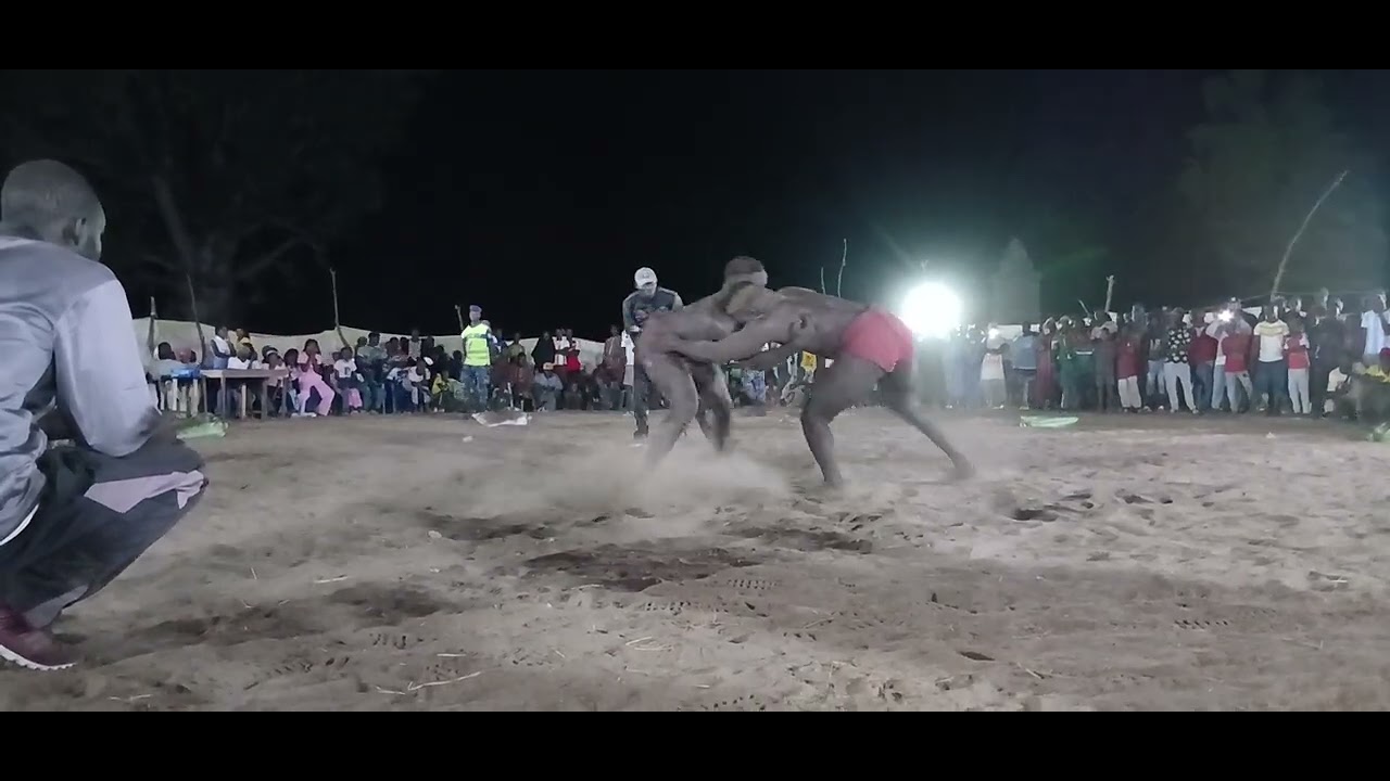 Final poids lourds douy dagou bat vs mbin thiath dione