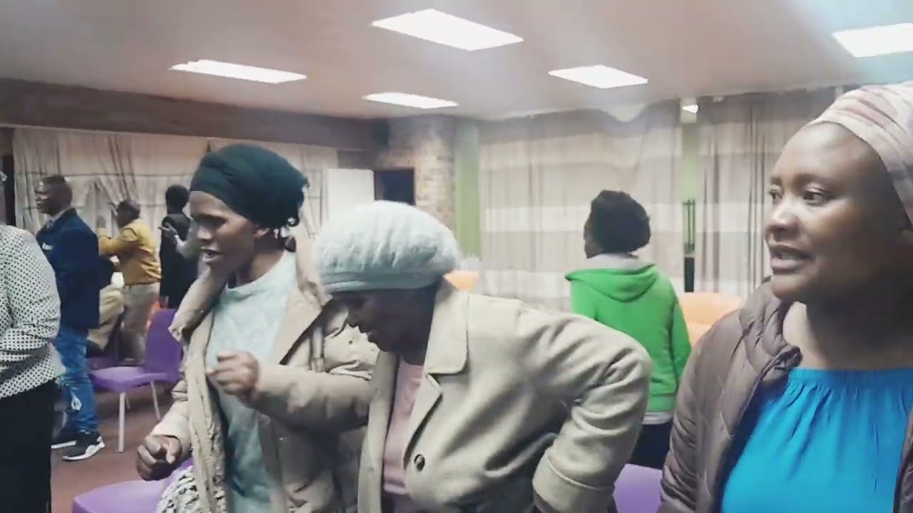 Ndaza Emvakoko.