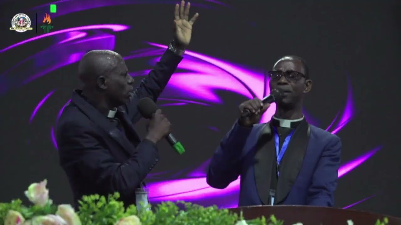 Pastor Gospel Remi Adeyemi led tens of thousands of pastors in prayers