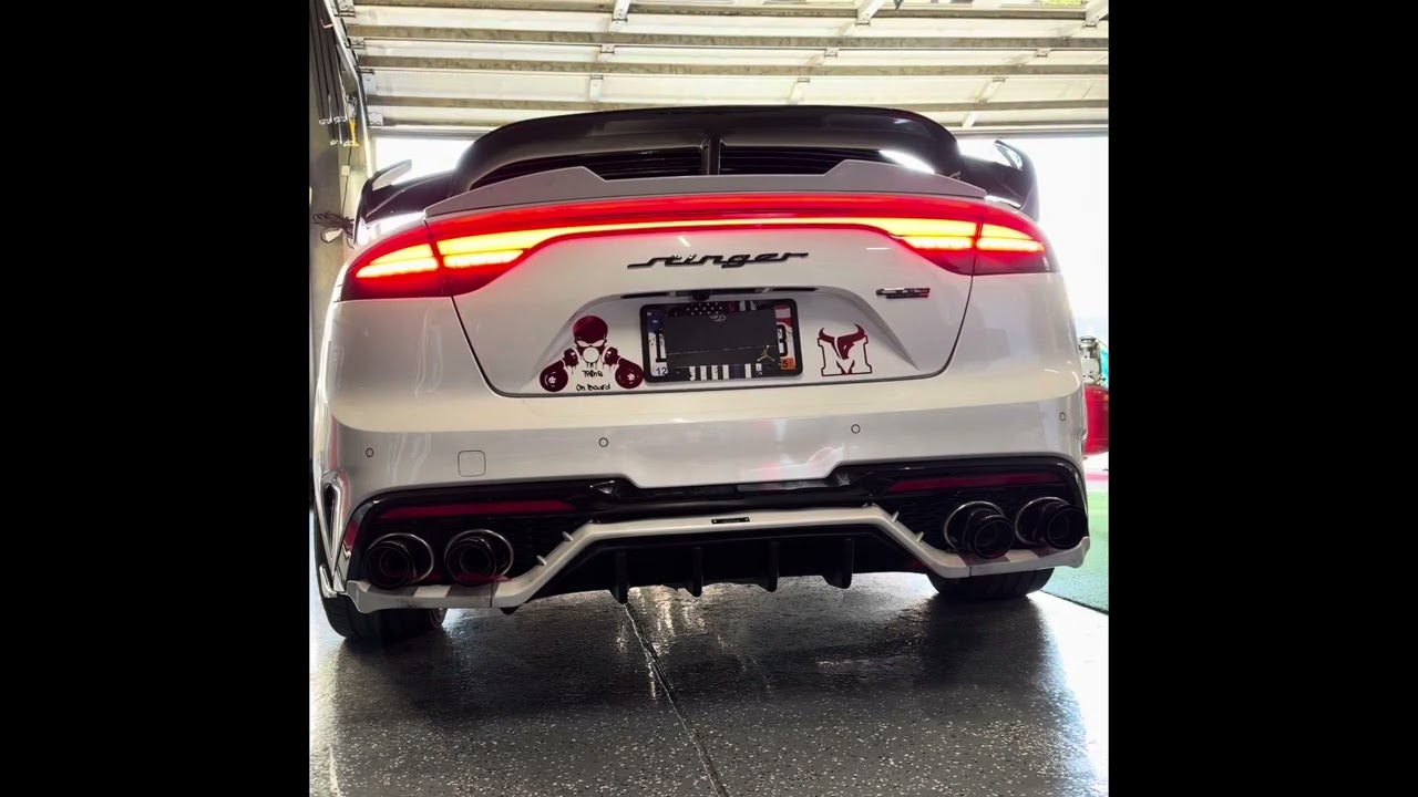 2023 Kia Stinger GT2 3.3 Exhaust Comparison Stock vs Borla both with active exhaust valves. 