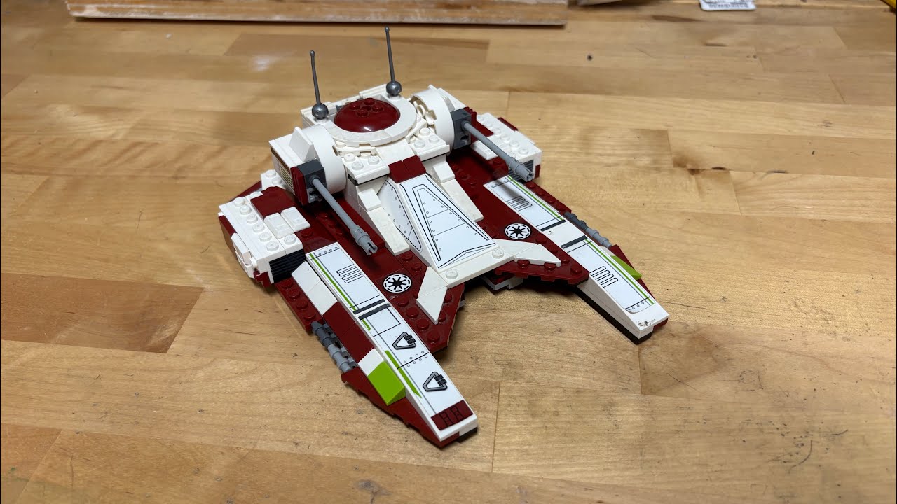 How to upgrade ￼a Lego Star Wars a public￼￼ fighter tank ￼￼#kaibuilds #lego #legostarwars ￼￼