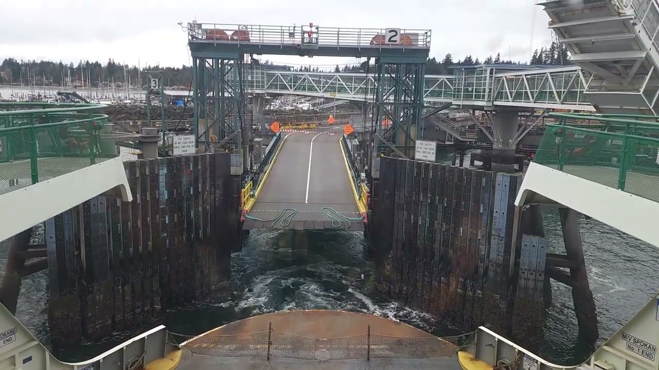 FHD 120FPS M/V Spokane departing Kingston