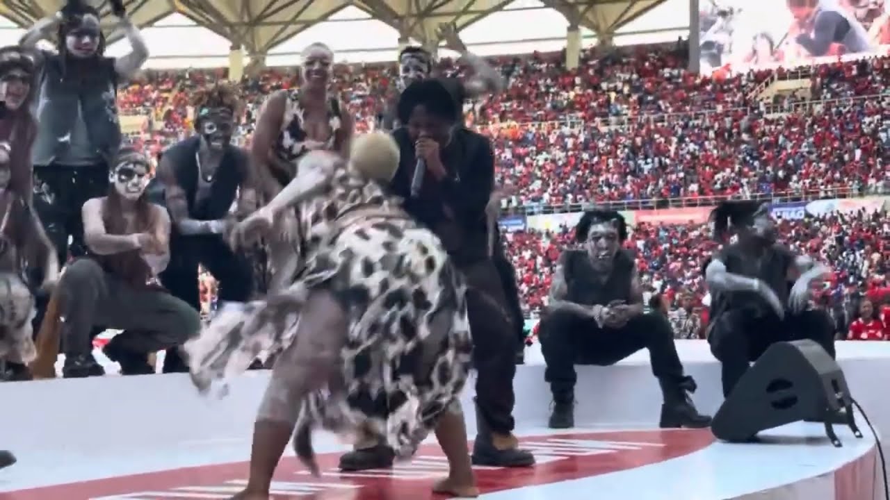 SIMBA DAY- Mbosso na Alikiba wamewashangaza mashabiki wa simba leo kwenye simba day
