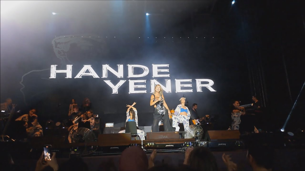 Hande Yener Kuruçeşme Arena Konseri 7 Ağustos 2022