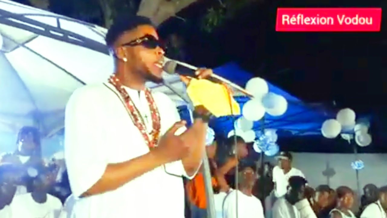 Nan moman la Tipòdepè kraze Fèt La Fleur du Vodou tap fè a, Tipòdepè jwe vodou