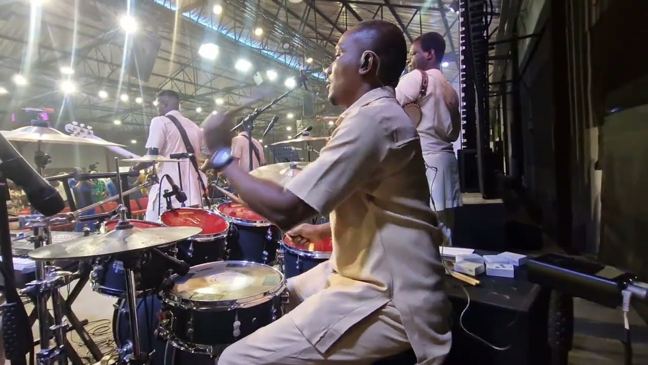 African native groove that will make you dance 💃 🕺💯