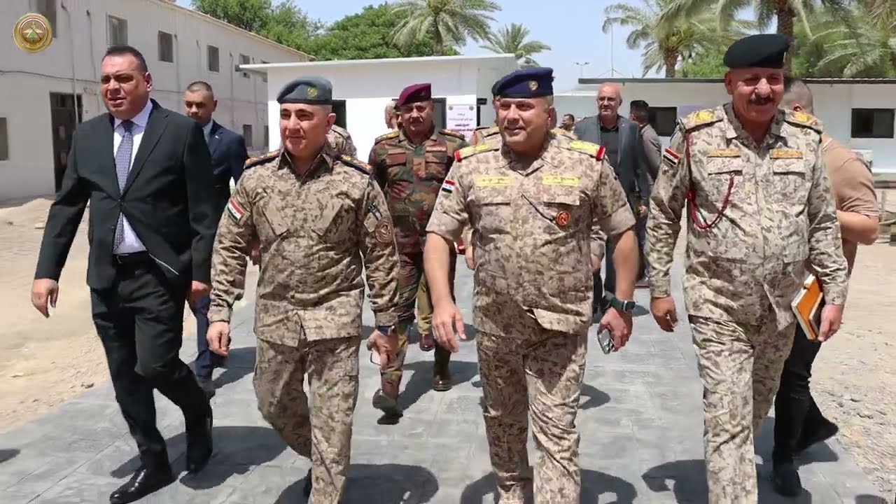 الأمين العام لوزارة الدفاع يفتتح مبنى مقرات وأقسام وقاعة الاجتماعات الجديدة