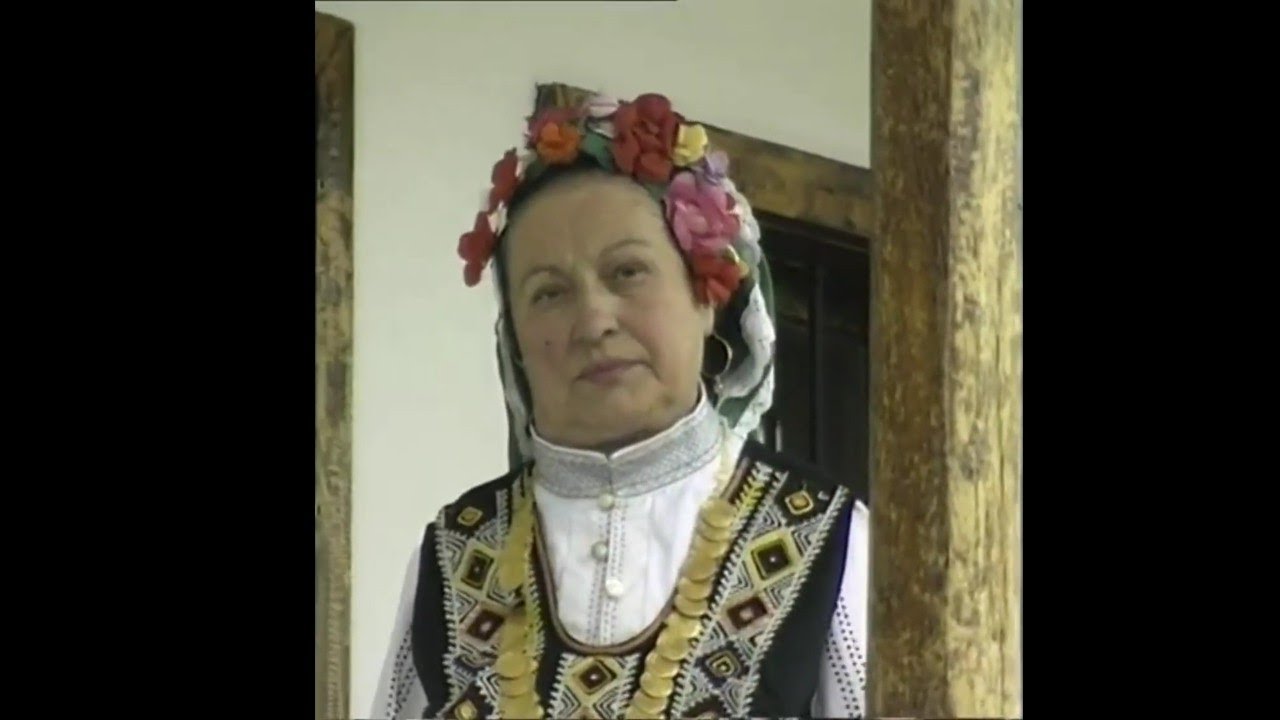 ЕЛЕНА ГРАМАТИКОВА - ТРИСТА СА ПУШКИ ПУКНАЛИ  ELENA GRAMATIKOVA - TRISTA SA PUSHKI PUKNALI