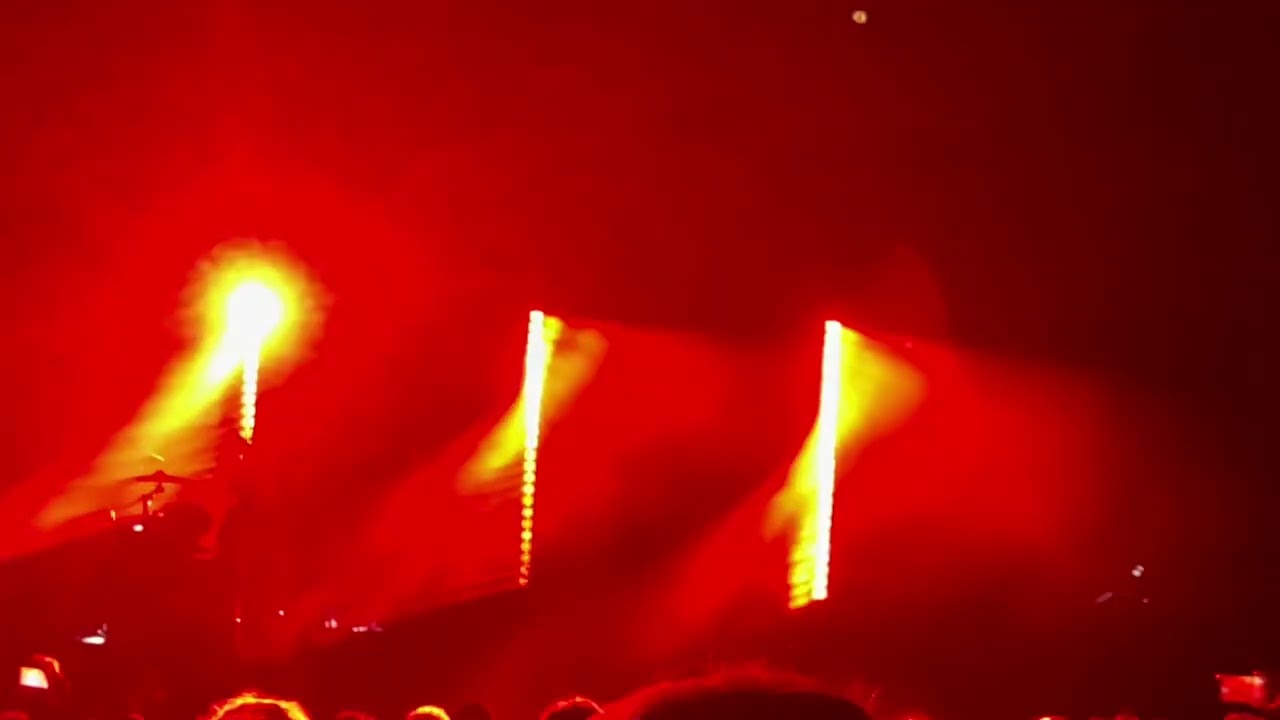 Garbage, I think I am Paranoid, Live concert mountain winery Saratoga California October 2025 