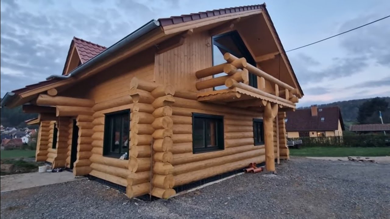 Fain si Simplu..o casa din busteni ..