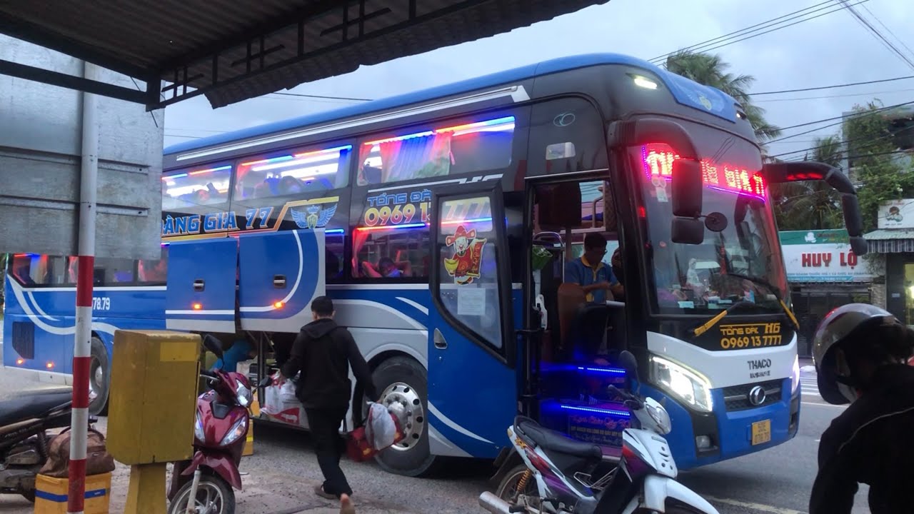 Xe Khách Việt Nam (Ngắm Xe Khách Đón Khách Sau Tết) | Tấn Nguyễn 76