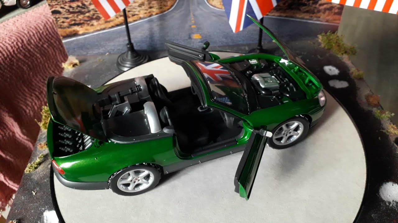 James Bond Die Another Day 1/18 Car Diecast
