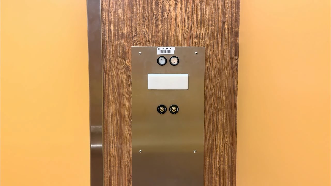 Modded Montgomery Square Hydraulic Elevator at JCPenney Valley River Eugene, OR
