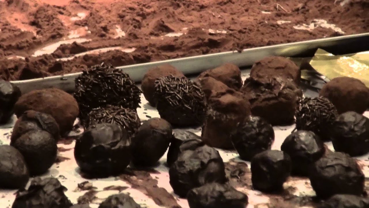 The Cocoa Box Chocolate Class