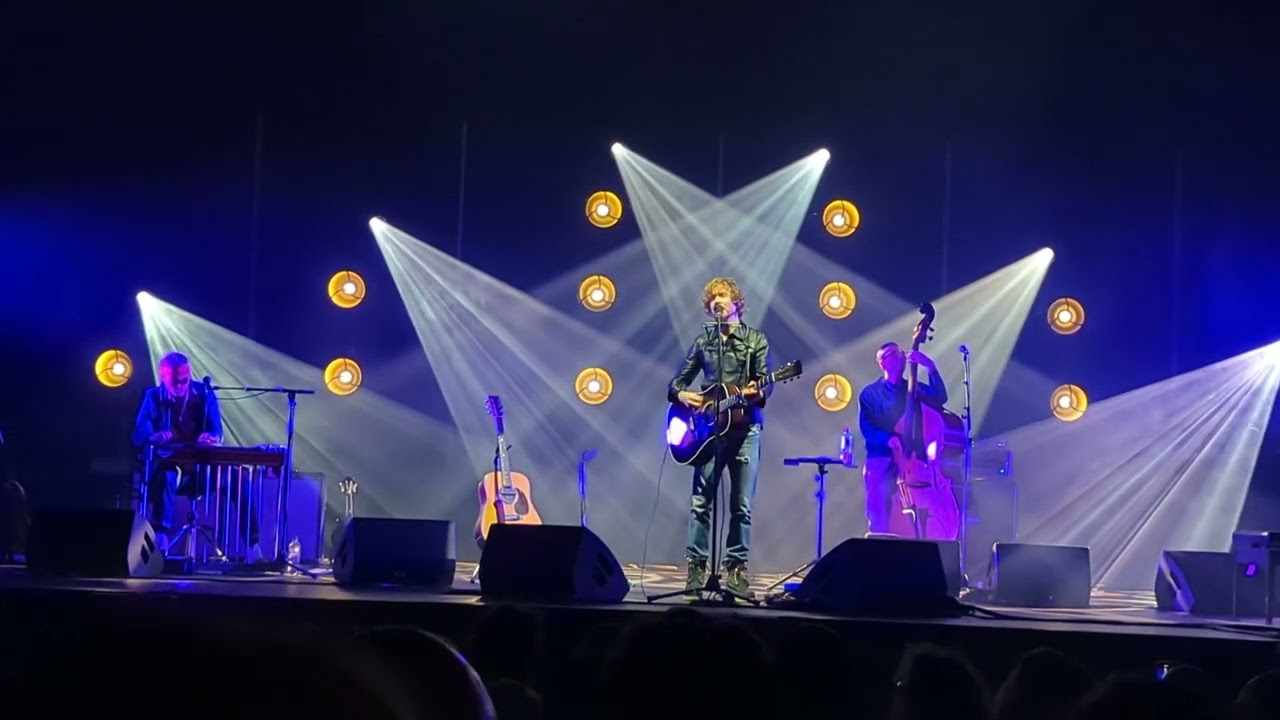 Beck: Guess I'm Doing Fine. Live At The Palais Theatre St Kilda 3rd April 2023.